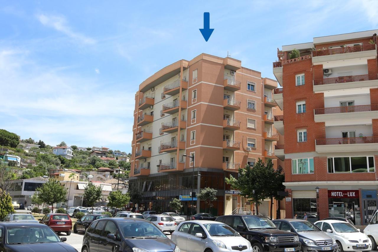 Square View Apartment Vlorë 외부 사진