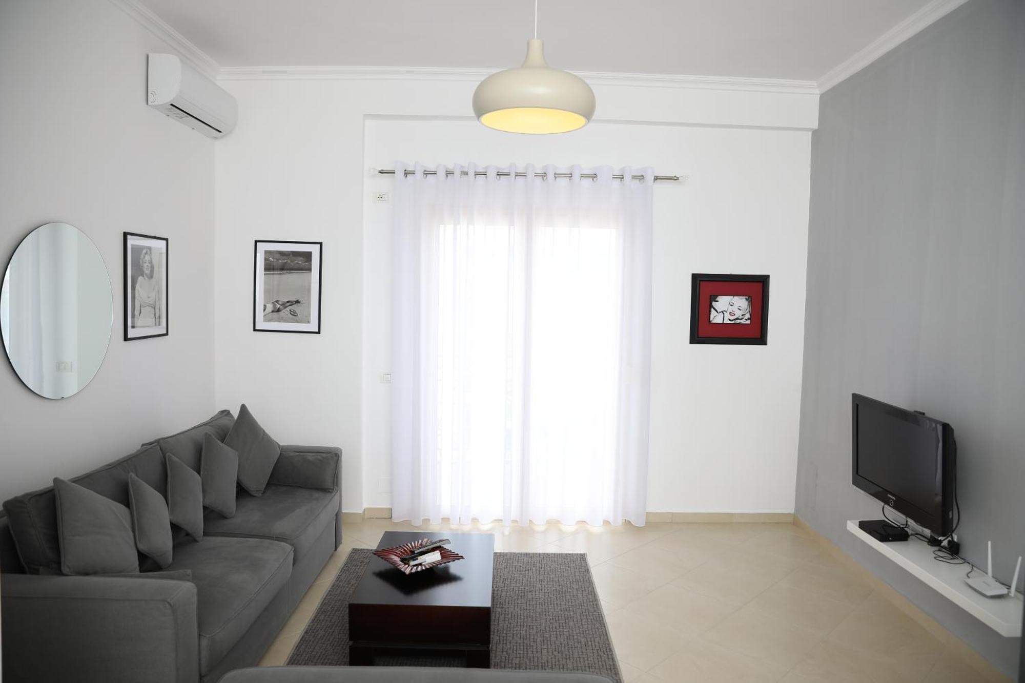 Square View Apartment Vlorë 외부 사진