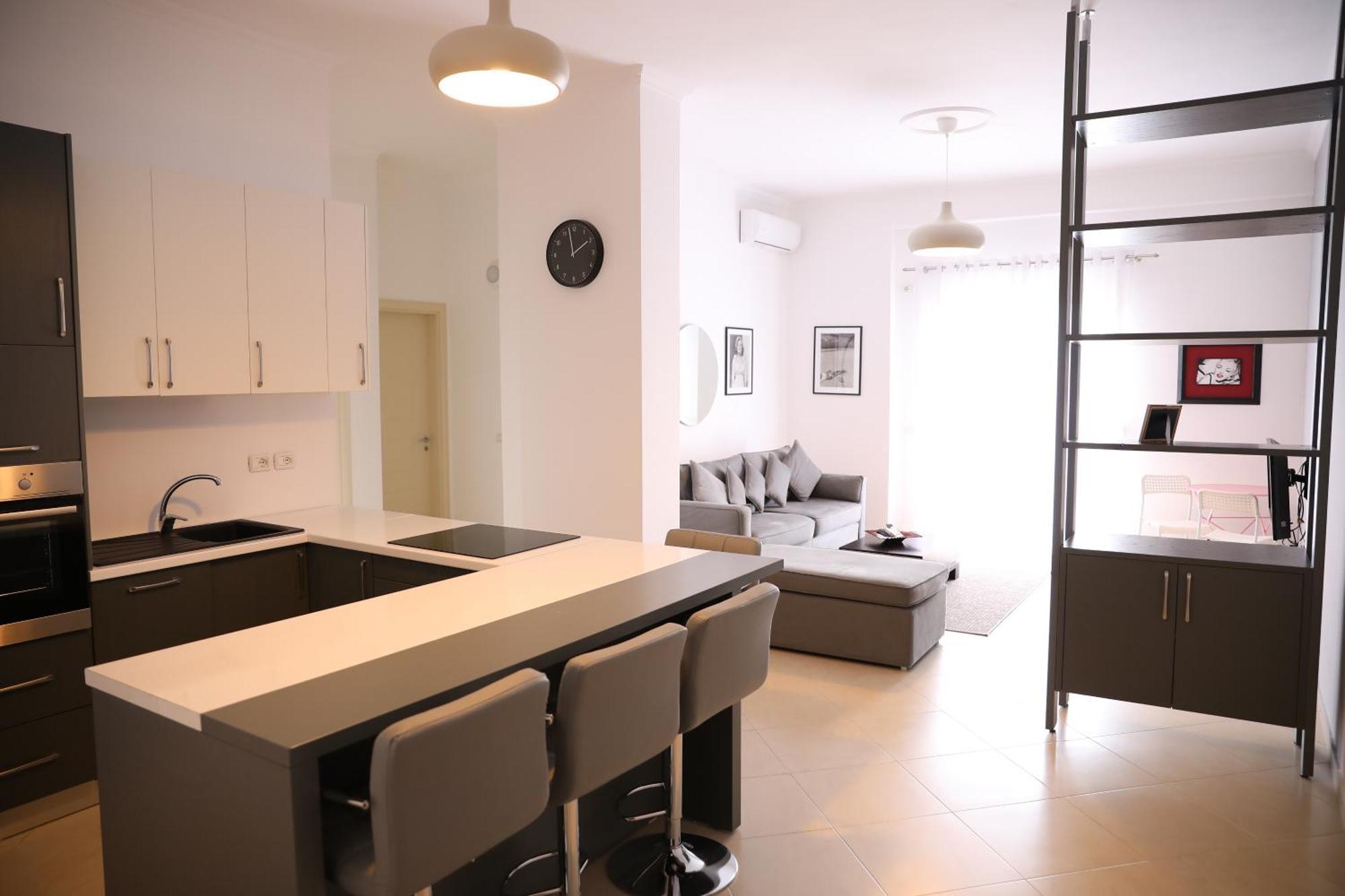 Square View Apartment Vlorë 외부 사진